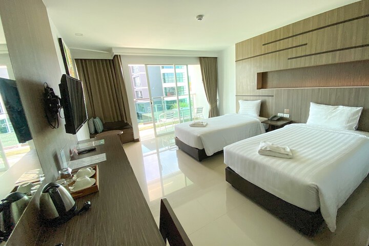 Room 3 of 23