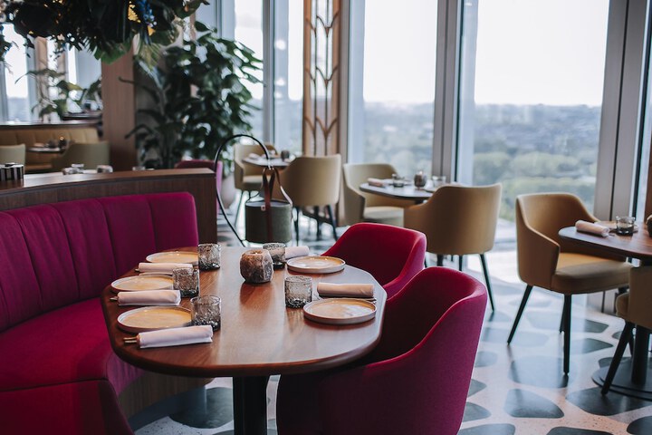 Dining 92 of 107