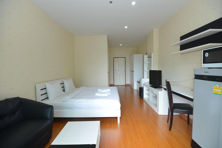 Pariya Green Place