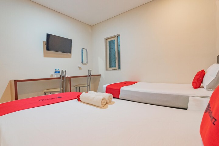 Room 12 of 21