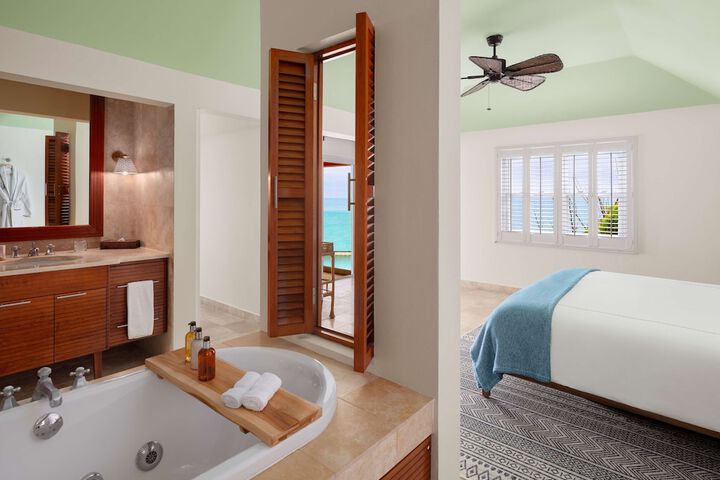 Room 41 of 227