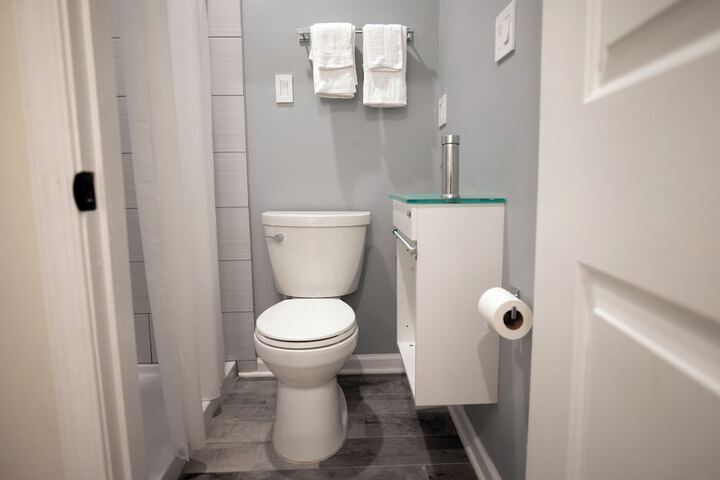 Room 105 of 126