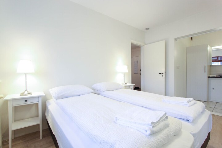 Room 7 of 29