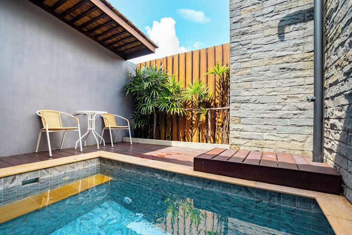 Pool 79 of 134