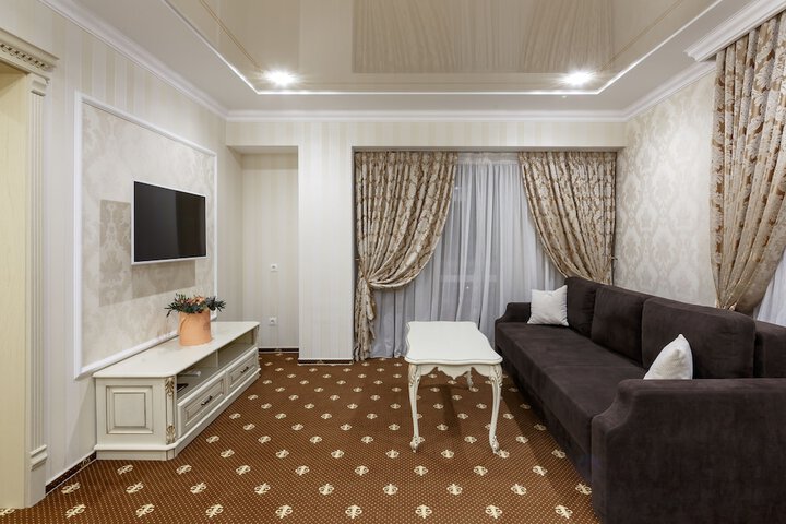 Room 7 of 43