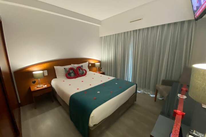 Room 35 of 61