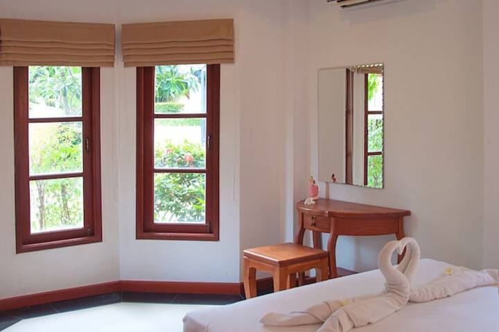 Room 11 of 72