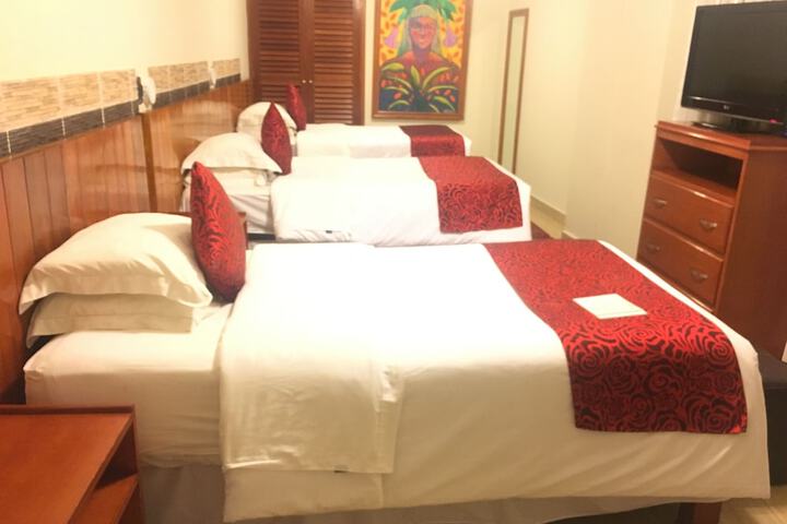 Room 12 of 68