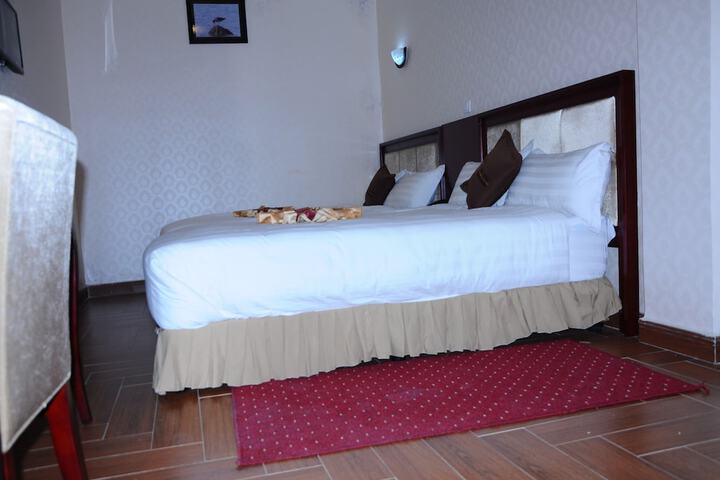 Room 22 of 47
