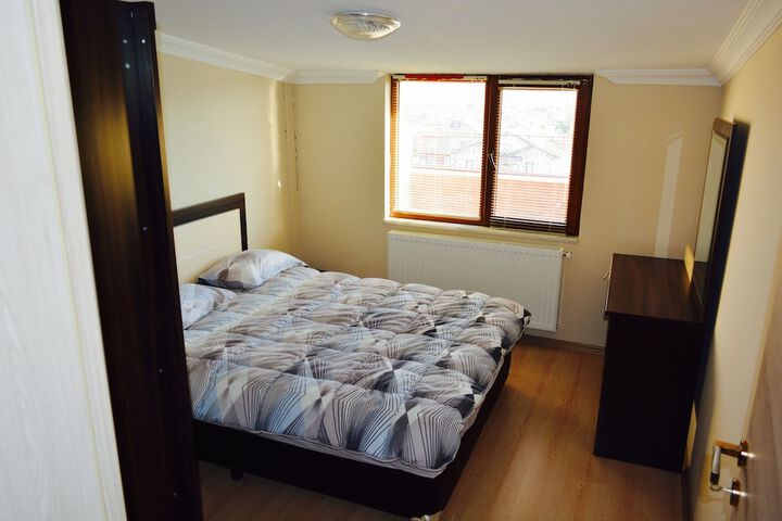 Room 3 of 20