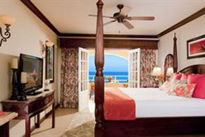 Room 6 of 26