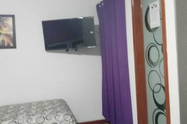 Room 25 of 47