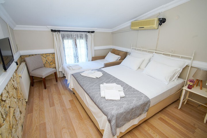 Room 7 of 41