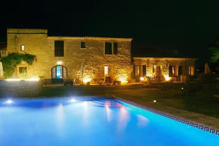 AGROTURISMO FINCA ES CARBO