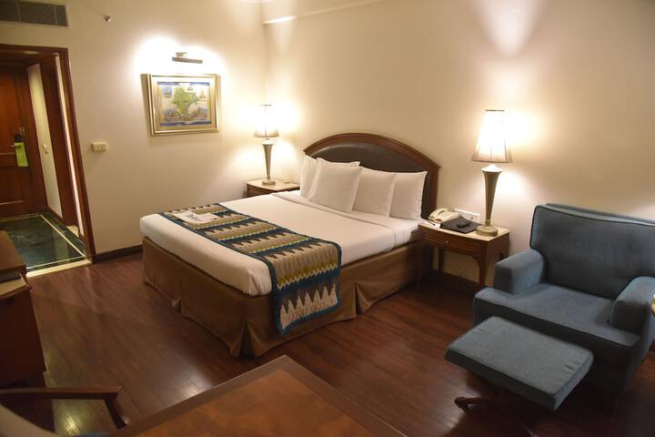 Room 15 of 78