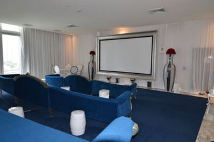 Room 103 of 133