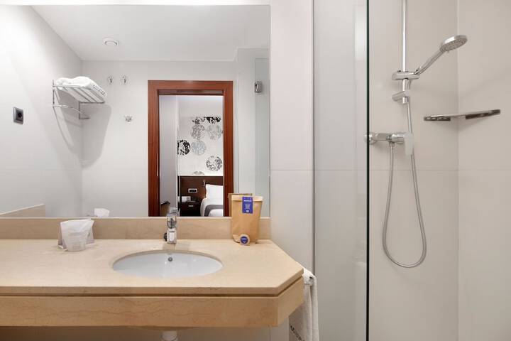 Clean Restrooms