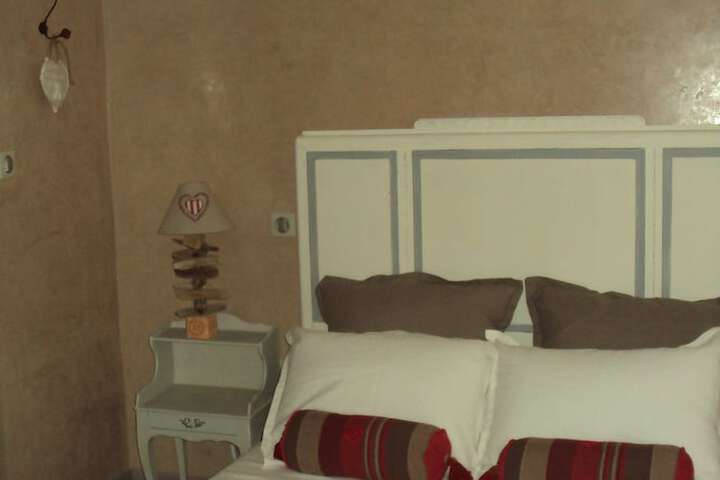 Room 9 of 22