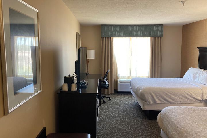 Room 7 of 42