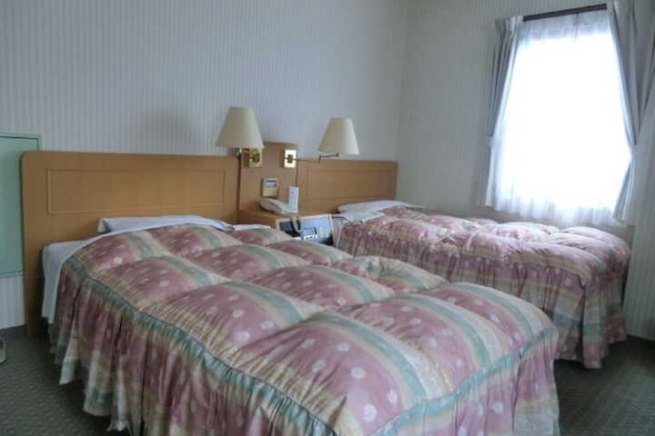 Room 7 of 22
