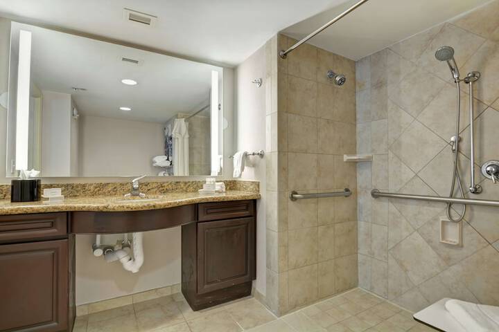 Bathroom shower