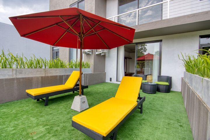 Terrace/Patio 11 of 77