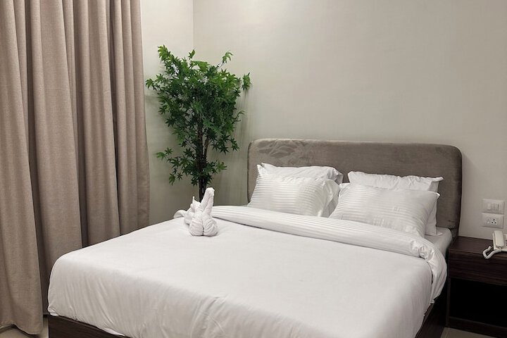 Room 16 of 23