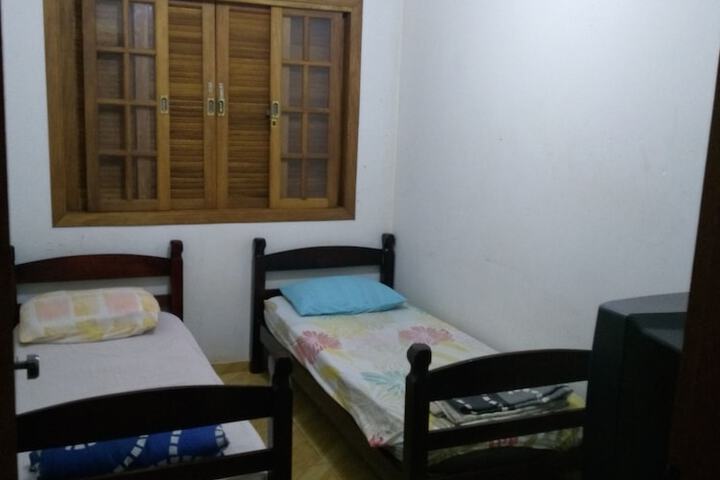Room 9 of 14