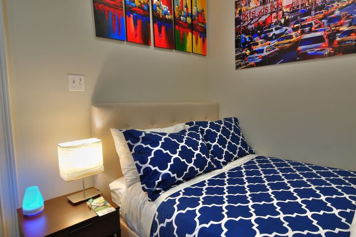 Room 29 of 214