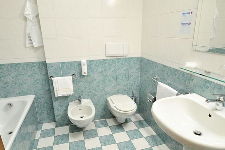 Clean Restrooms