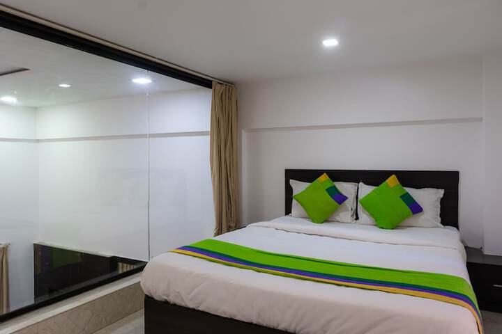 Room 21 of 54