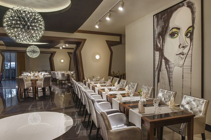 Dining 86 of 138