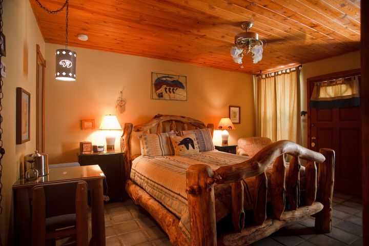 Room 5 of 149