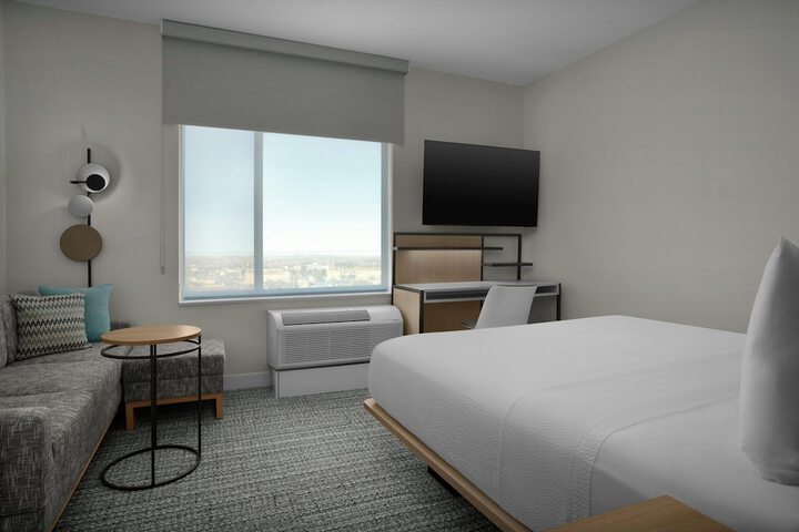 Room 7 of 38