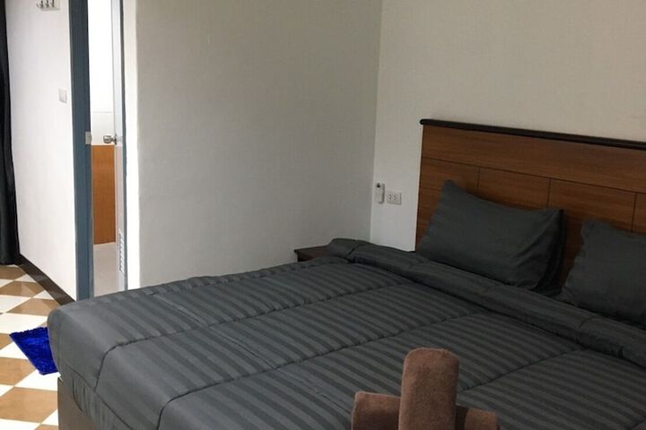 Room 19 of 52