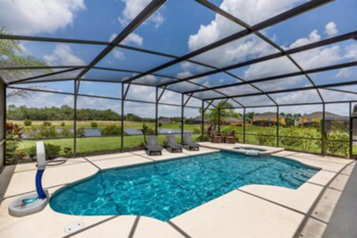 Image of Fabulous 5 bed Villa With South West Facing Pool and spa Overlooking Water and Conservation - 494