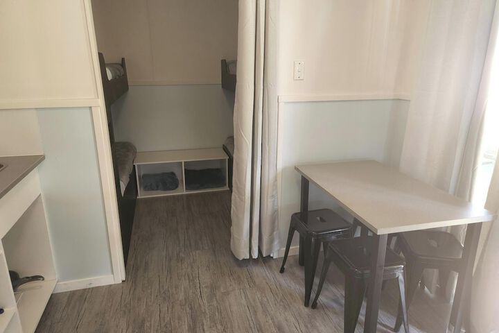 Room 9 of 73