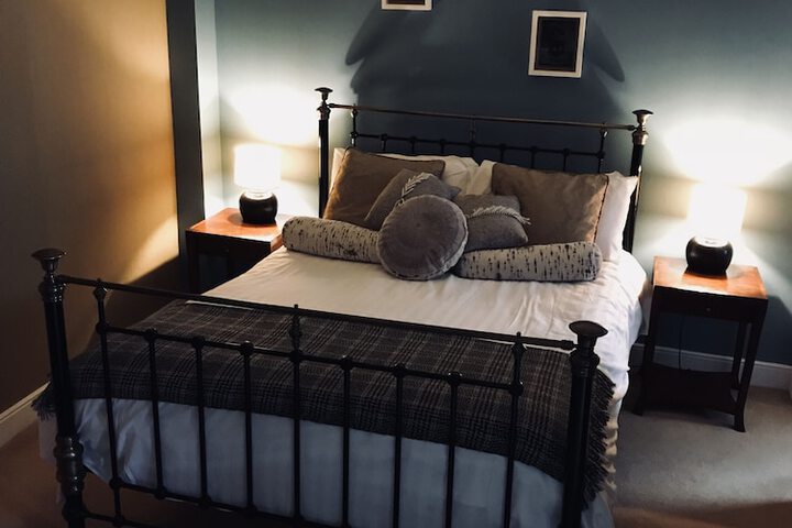 Room 6 of 68