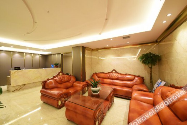LANWANHOTEL(Bishahu Subway Station Hunan Telecommunications Vocational and Technical College Store)