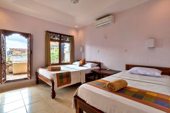 Room 10 of 23