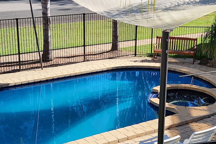 Pool 17 of 19