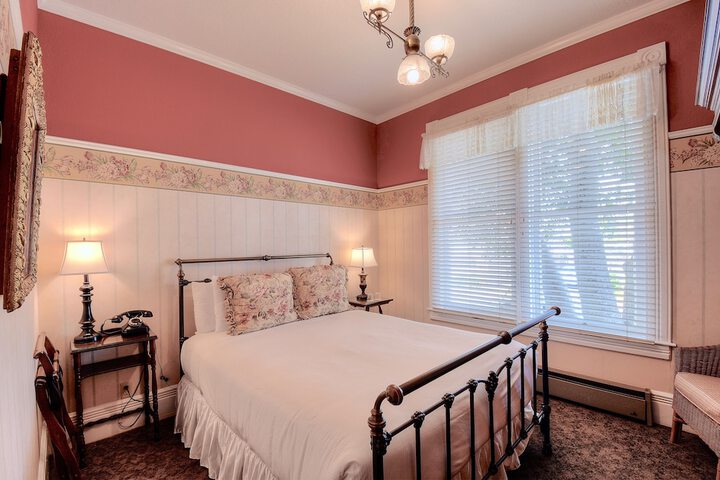 Room 3 of 50