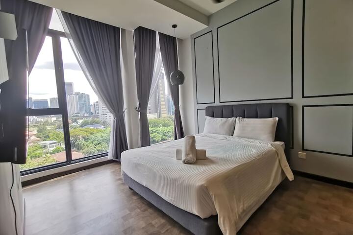 Room 28 of 109