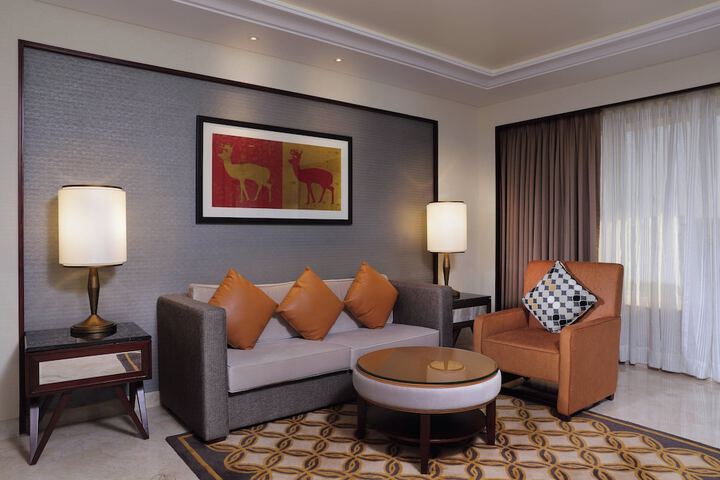 Room 27 of 71