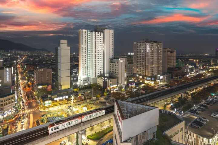 H avenue sasang station Residence hotel