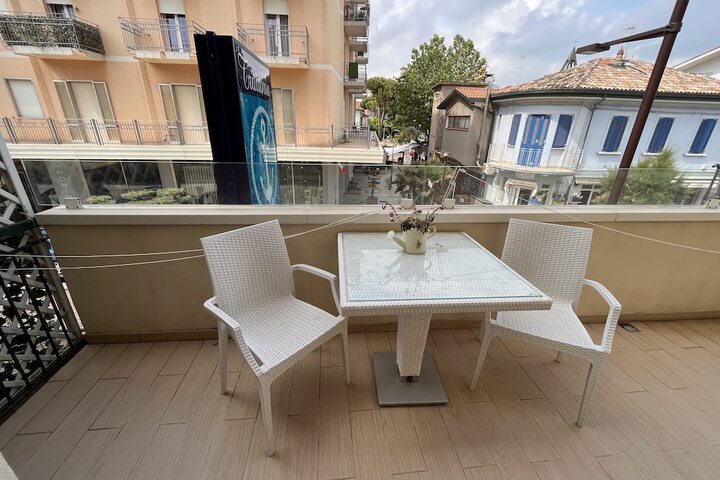 Terrace/Patio 13 of 23
