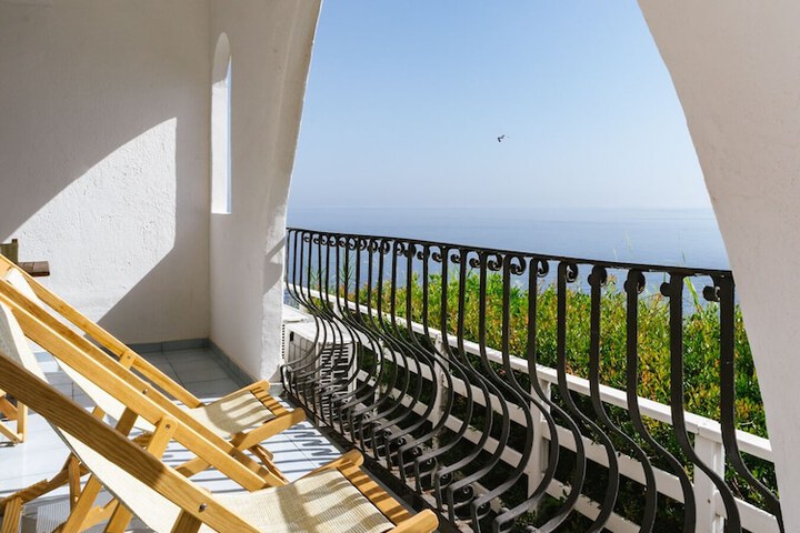 Terrace/Patio 43 of 49
