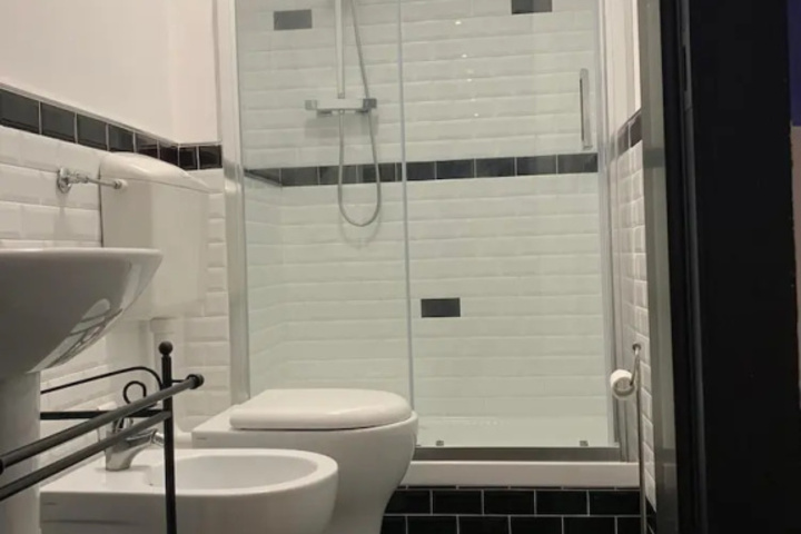 Room 7 of 15