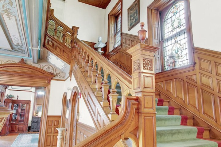 Hotel Interior 11 of 39