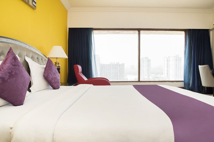 Room 8 of 26